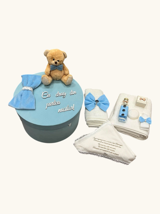 Trusou de botez băieți cu lumânare și cutie premium model ursuleț bleu [3]