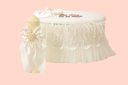 Trusouri botez - Trusou alb cu pene si lumanare tip fagure