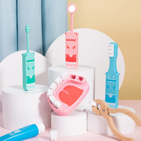 Set de joaca eco din lemn, Doctor la joaca, 32 piese [2]