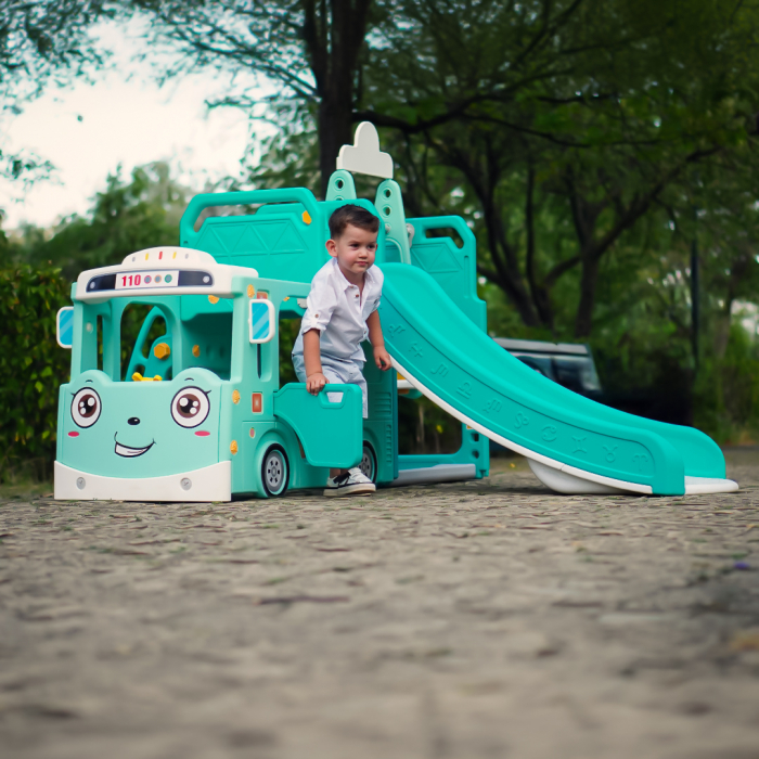 Ansamblu de joaca Kinderplay pentru copii, 4 in 1 cu tobogan, leagan si casuta tip autobuz, verde [2]