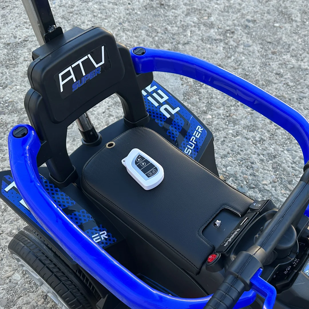 ATV electric Kinderplay Hercules cu maner, pentru copii 1-3 ani, roti moi, scaun tapitat, telecomanda control parental, albastru [7]