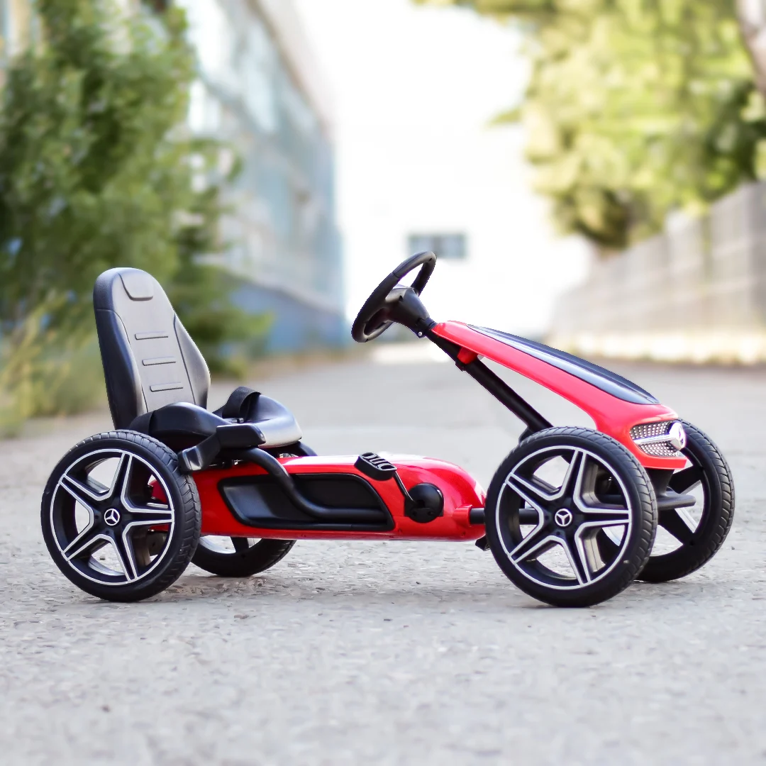 Kart cu pedale Mercedes,  roti din cauciuc solid, scaun reglabil, centura de siguranta, rosu [7]