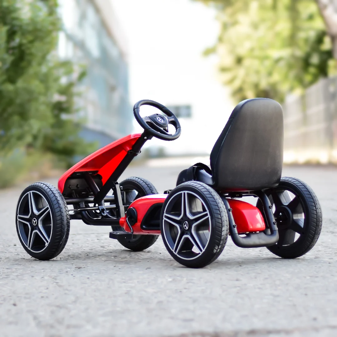 Kart cu pedale Mercedes,  roti din cauciuc solid, scaun reglabil, centura de siguranta, rosu [3]