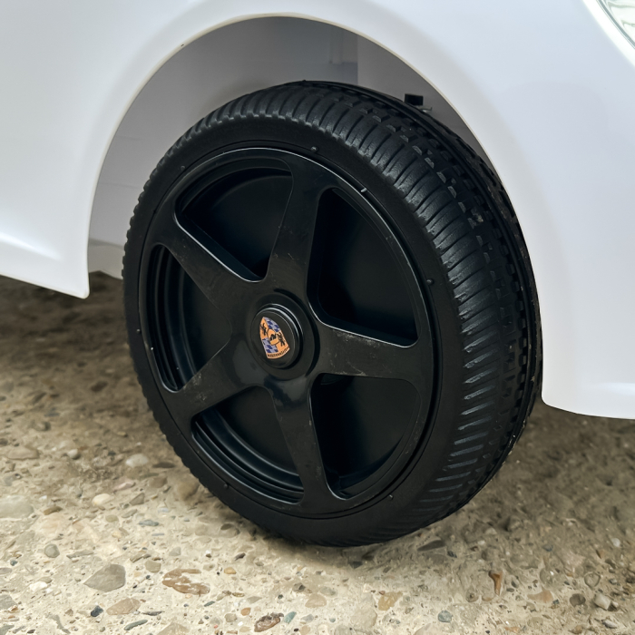 Masinuta electrica pentru copii 2-5 ani, RUF CTR 3 70W 12V, echipata premium, alba [15]