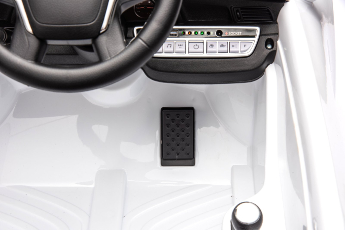 Masinuta electrica pentru copii 2-5 ani, RUF CTR 3 70W 12V, echipata premium, alba [8]