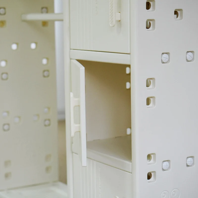 Pachet promo Kinderplay, dulapior tip casuta pentru organizare si premergator trenulet vintage pentru copii [9]