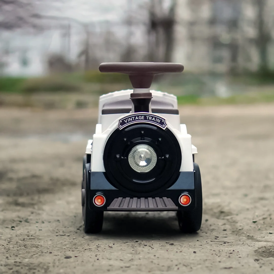 Pachet promo Kinderplay, dulapior tip casuta pentru organizare si premergator trenulet vintage pentru copii [7]