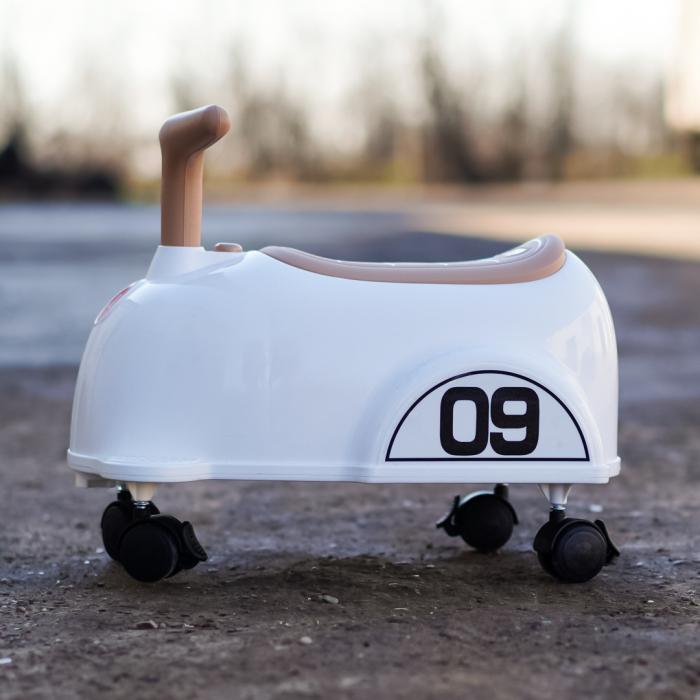 Premergator Kinderplay BabyCar tip masinuta, pentru copii intre 1 si 2 ani, design ergonomic, echipare standard, alba [4]