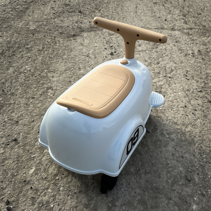 Premergator Kinderplay BabyCar tip masinuta, pentru copii intre 1 si 2 ani, design ergonomic, echipare standard, bej [6]