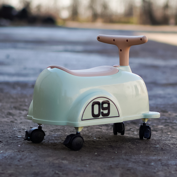 Premergator Kinderplay BabyCar tip masinuta, pentru copii intre 1 si 2 ani, design ergonomic, echipare standard, verde [7]