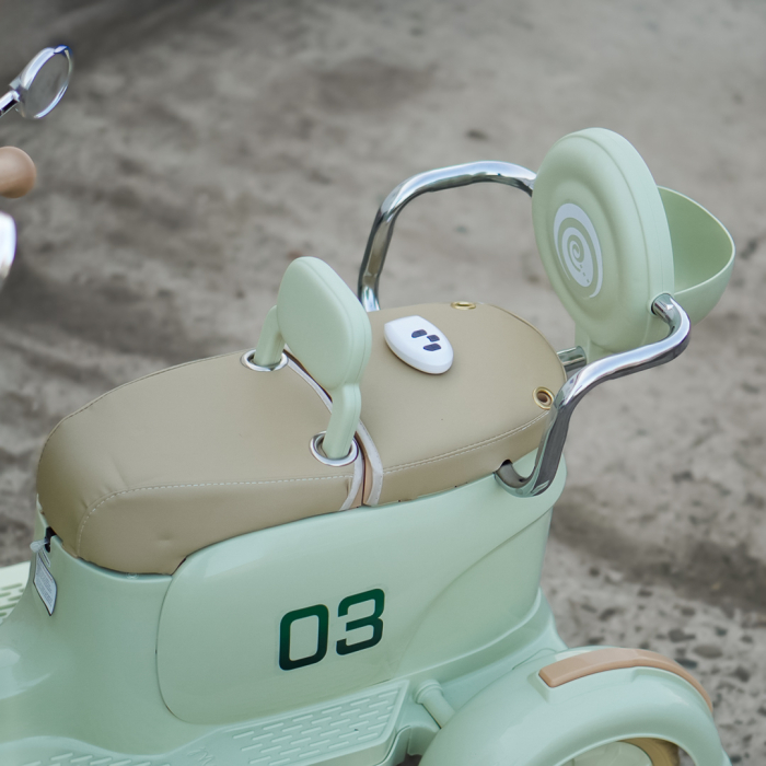 Scuter electric FavorBaby cu 3 roti pentru copii, 2 locuri, telecomanda inclusa, 70W, music player, efecte sonore si luminoase, verde [9]