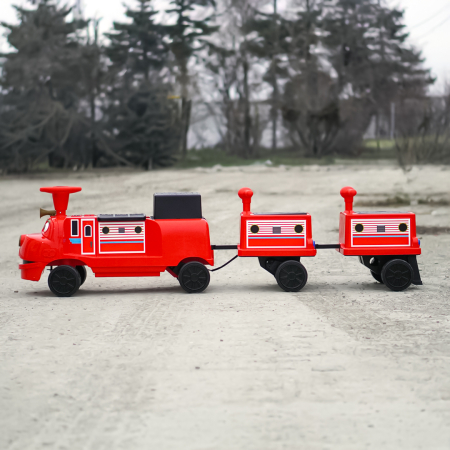 Trenulet electric CHUGGINGTON cu 2 vagoane extra, pentru 4 copii, 180W, 12V 7Ah roti moi, rosu [6]