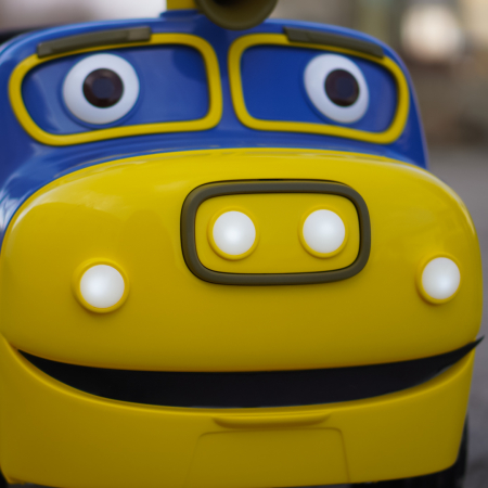 Trenulet electric pentru 2 copii 3-6 ani, CHUGGINGTON, 90W 12V, roti moi, albastru [9]