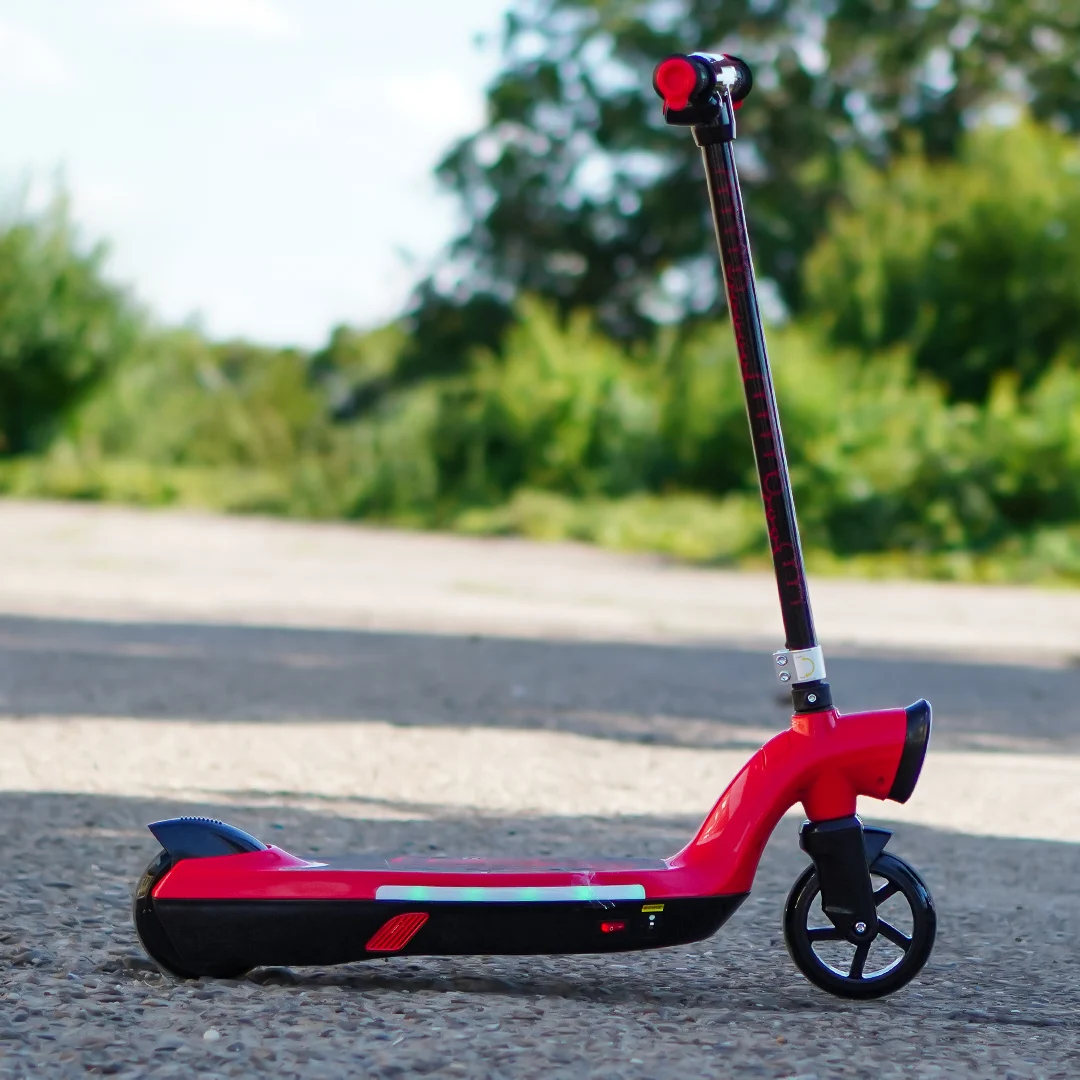 Trotineta electrica Kinderplay, pentru copii de peste 6 ani, 45W, 12V, lumini, roti moi din spuma, rosie [3]