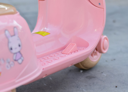 Trotineta electrica pentru copii intre 3 si 5 ani, Kinderplay Bunny 40W 6V, Roz Pal [3]