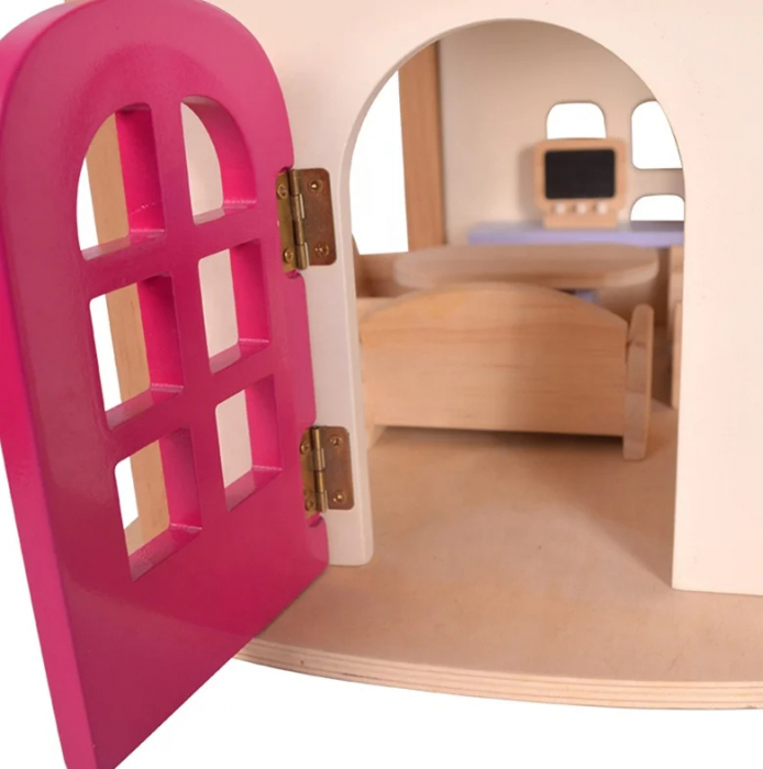 Casa de Papusi Eco-Friendly din Lemn cu Panou Solar si Mobilier [4]