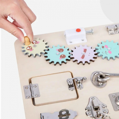 Busy Board Interactiva Montessori – Dezvoltare Motorie si Logica pentru Copii [3]