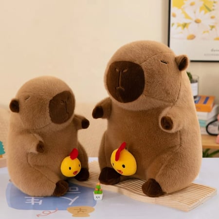 Jucarie Capybara Pufoasa - Cu Pui Interactiv si Functie de Vibratie