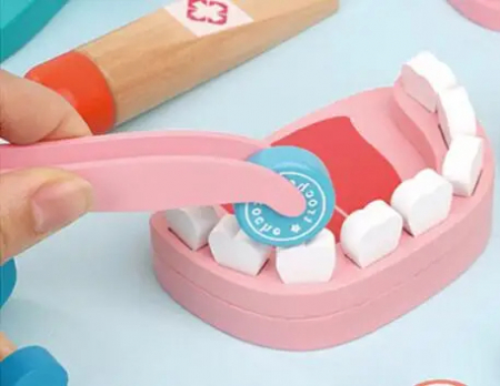 Jucarie Trusa de doctor cu 24 piese [1]