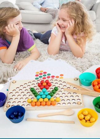 Set Montessori - Joc Educativ cu Bile Colorate si Planse Model Rainbow [3]