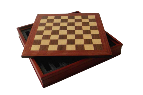 Sakktáblák - Sakktábla 28 x 28 cm,  26mm (diófából)