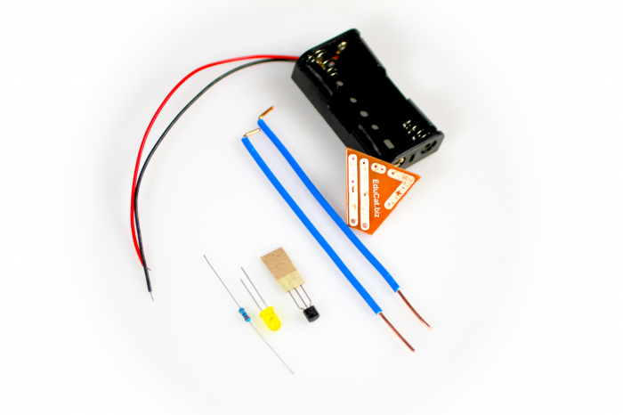 Senzor de umiditate pentru florile mamei [3]