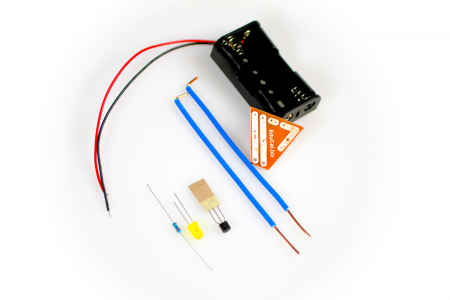 Senzor de umiditate pentru florile mamei [2]