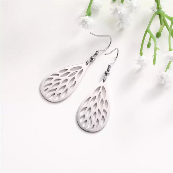 Cercei Leaf Dangle [2]