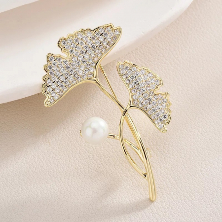 Broşă - Broşă White Leaf