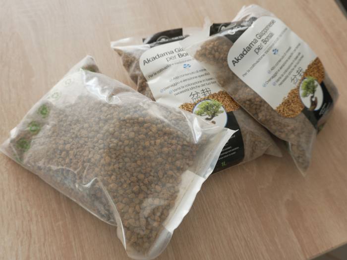 Akadama Japoneză Profesională pentru Bonsai 2-5 mm la 1L - Echilibru Perfect între Apă, Aer și Minerale [6]