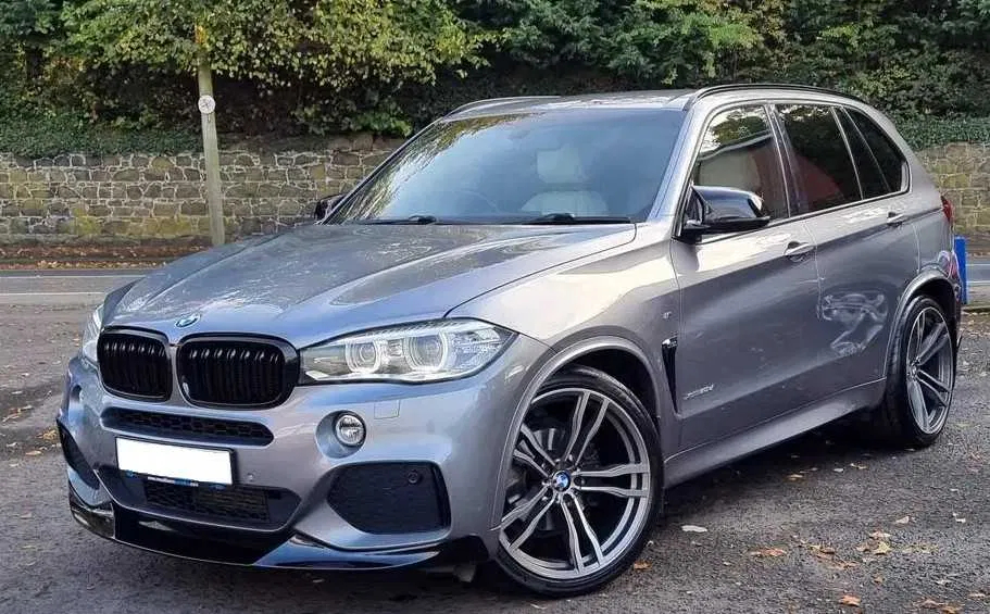 Grile Centrale BMW X5 F15 [2]