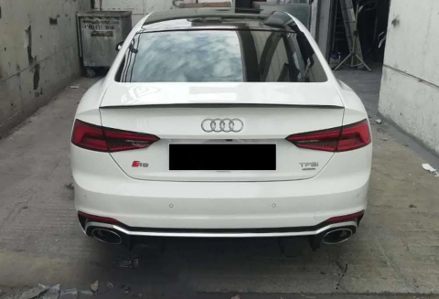 A5 - Eleron Portbagaj Audi A5 B9 Negru Lucios