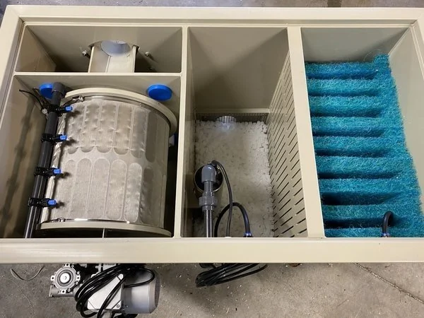 Filtru cu tambur MPF Biodrum 40 cu camera saltele si pompa integrata [1]