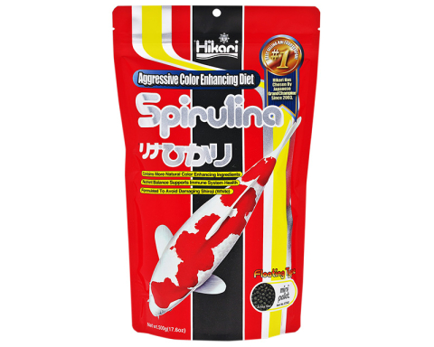 Hrana Koi Premium Hikari - Hrană suplimentară plutitoare Hikari® Spirulina pentru peștii Koi. Formulă superioară de intensificare a culorilor (granulații plutitoare Mini și Large) pentru pești de expoziție.