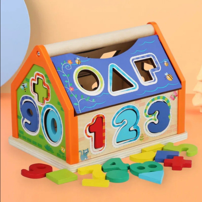 Casuta cu Activitati de Sortare Forme si Cifre, din lemn, multicolor [14]