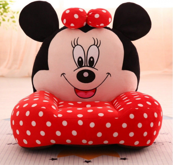 Fotoliu Minnie Mouse Rosu Cu Buline Din Plus [1]