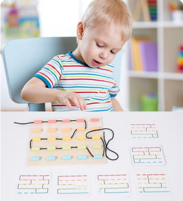 Joc Montessori de indemanare - Introdu Snurul prin Gauri [2]