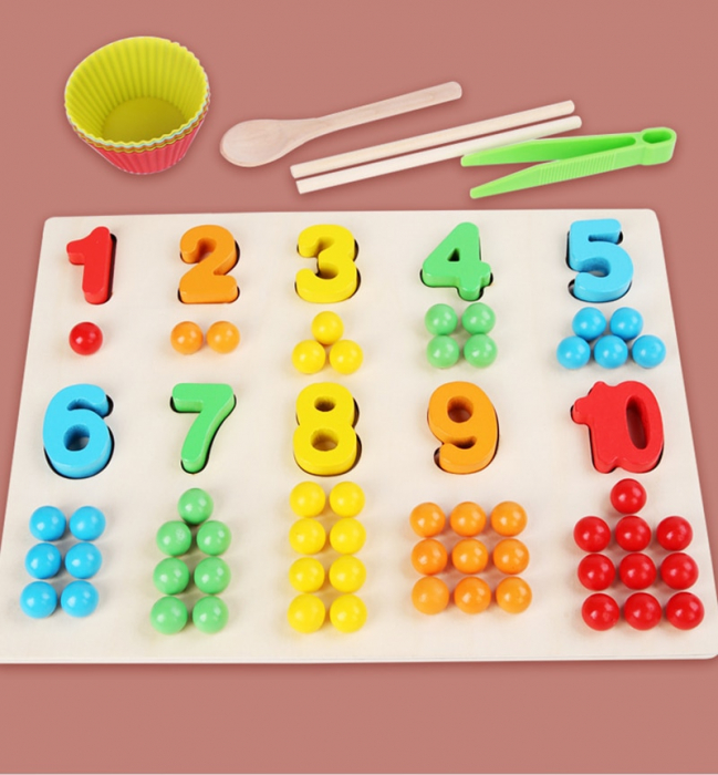 Jucarie Montessori placa multifunctionala de sortare si numarare, cu cifre si bilute [5]