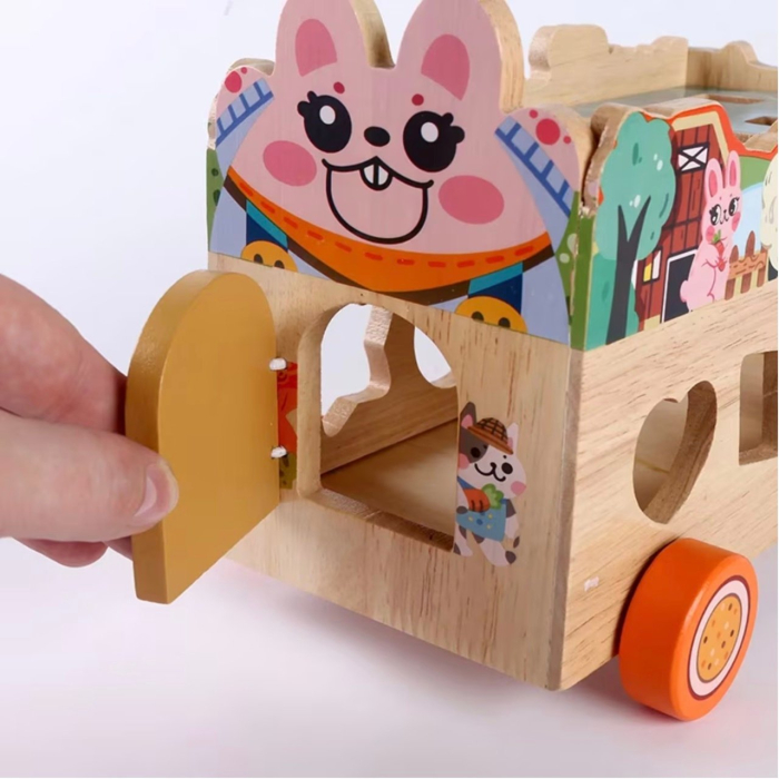 Masinuta cu activitati educative Montessori – Ferma, din lemn [8]