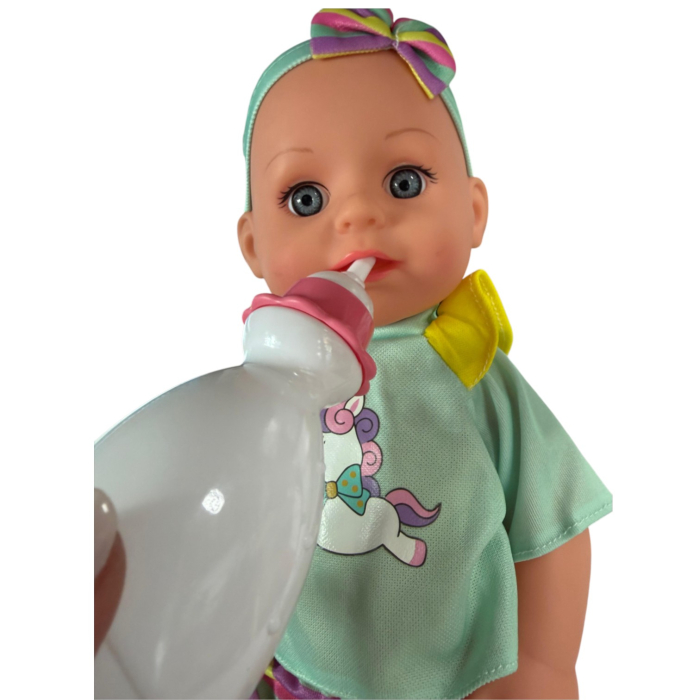 Papusa bebe 32 cm in costumas verde cu dungi, cu biberon, scutec, face pipi, articulatii mobile, 3+ [4]