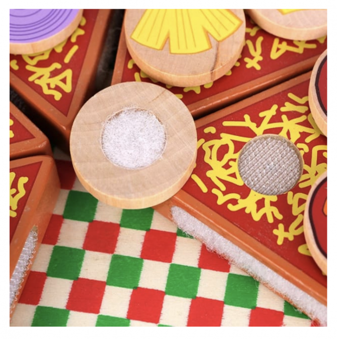 Jucarie Montessori Pizza de feliat, cu 27 accesorii, din lemn [5]