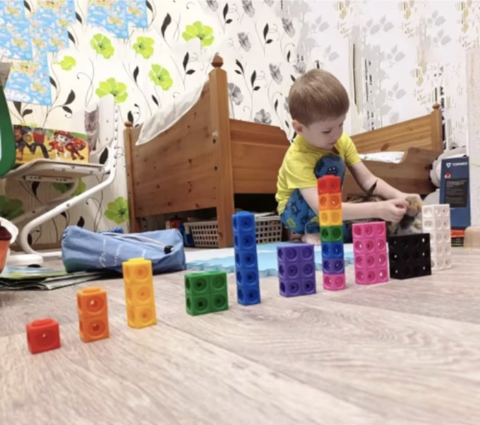 Set de constructie si calcule matematice, cuburi interconectabile, Dinozaurul, cu 117 piese [6]