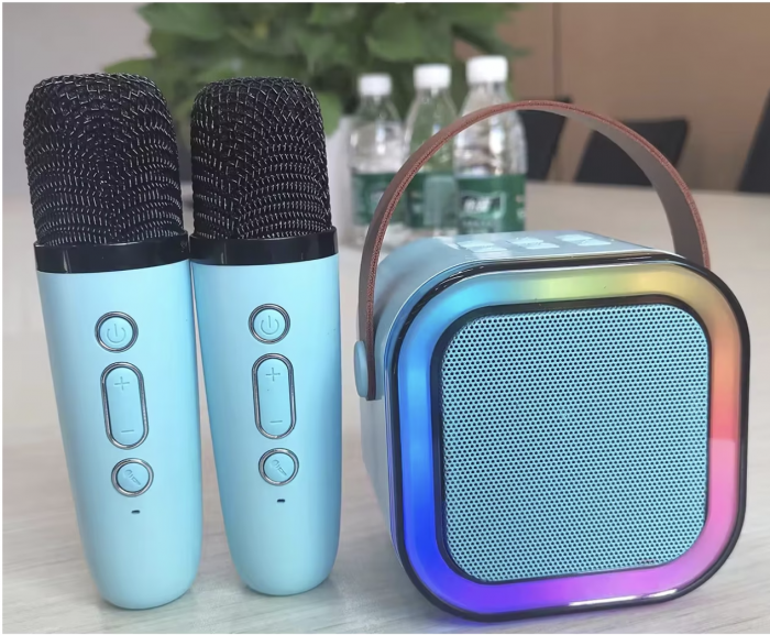 Set Karaoke cu Boxa Difuzor si 2 Microfoane Wireless, cu bluetooth, acumulator, crem [19]