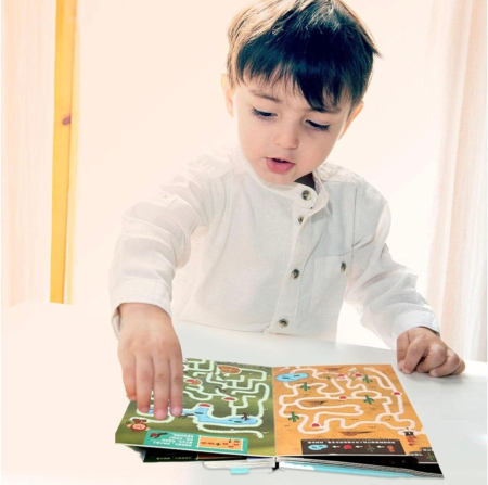 Carte cu 24 pagini reutilizabile pentru exersarea concentrarii, urmareste labirintul [3]