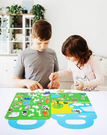 Jucarii educative si interactive - Carte magnetica cu 34 stickere reutilizabile, Animalele salbatice din Savana