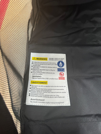 Carucior reversibil pliabil, cu husa picioare, 0-36 luni, C7 Negru cu auriu [26]