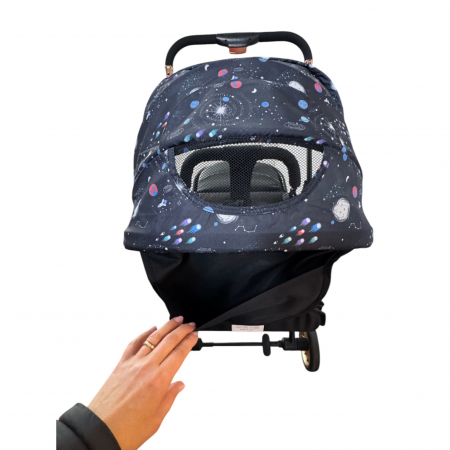 Carucior sport, cu maner reversibil, pliabil si troler, T700 For Angel, Negru cu imprimeu [17]