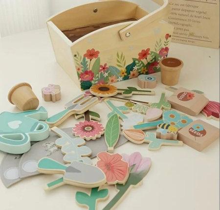 Joc de rol educativ Micul Florar, din lemn [3]
