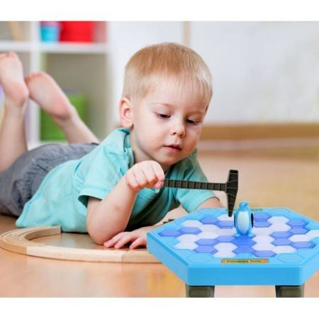Jocuri de societate - Board Games - Joc educativ Penguin Trap Activate Salveaza Pinguinul