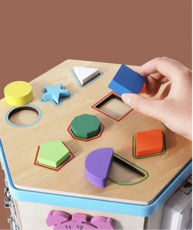 Centru Hexagon cu activitati multiple, tip Busy Board, din lemn [4]